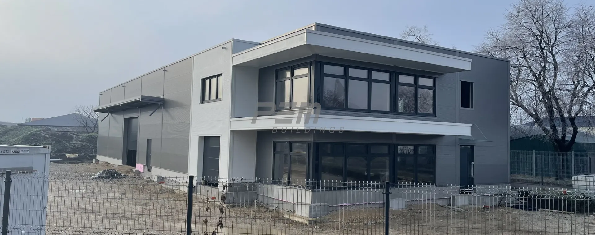 Výrobná hala s administratívnou časťou, ARMONT, spol. s r.o.