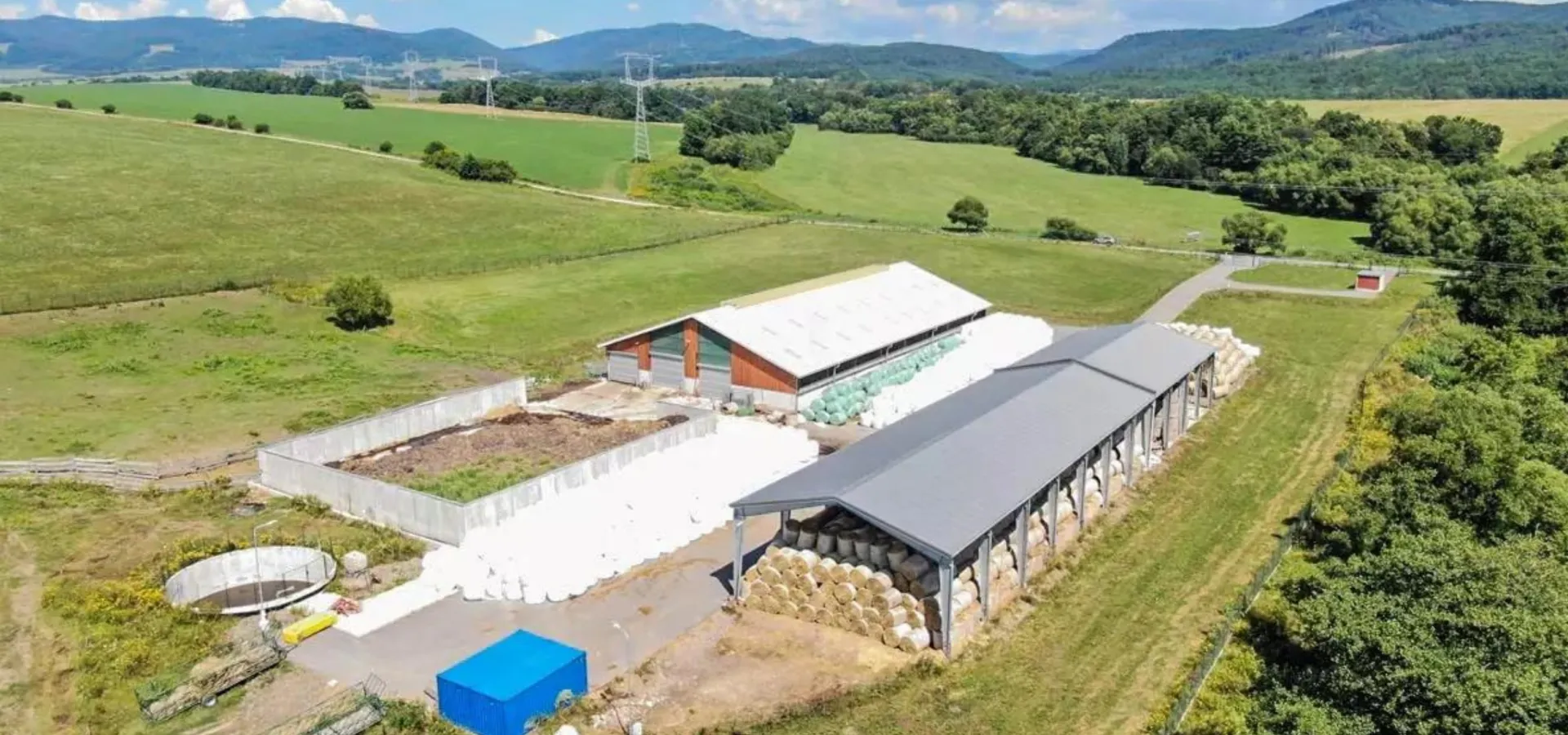 Poľnohospodárska hala - Kravín