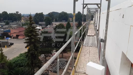 Balkonové konstrukce Čelákovice - Vypodkladanie a minimalizácia chyby pri zabetónovaní kotvenia