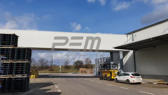 M. Preymesser logistika - Dokončená stavba mosta