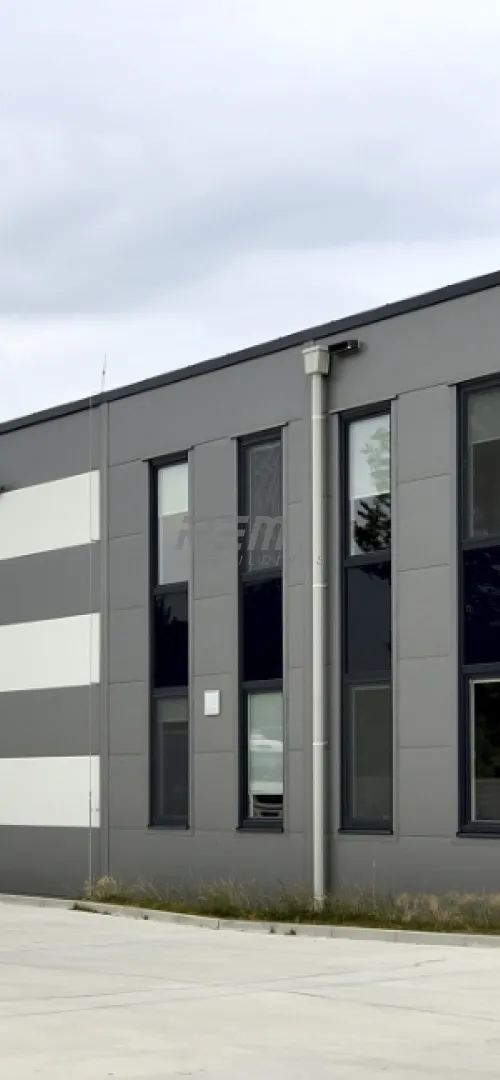 Sklad a prevádzková budova Q-99, Bratislava - Čunovo